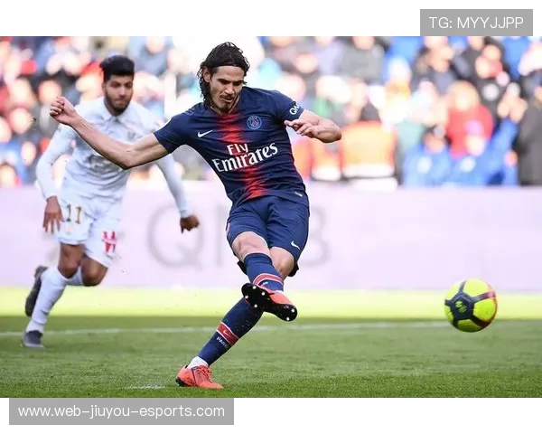 巴黎锋线连线成功，法甲争冠格局紧张